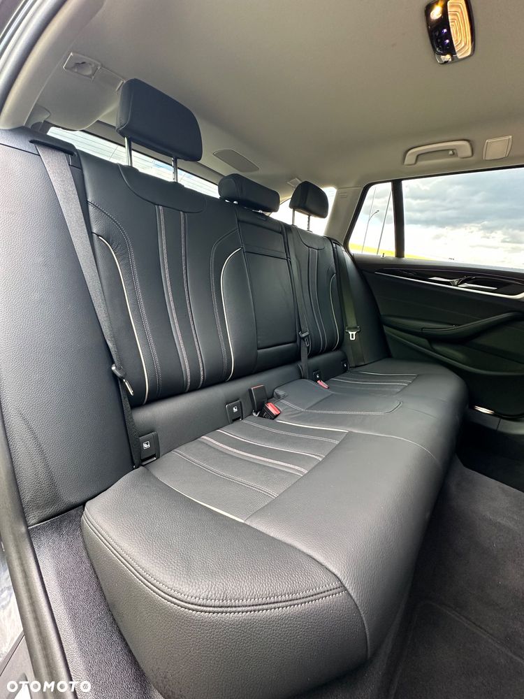 BMW Seria 5 520i mHEV Luxury Line - 10