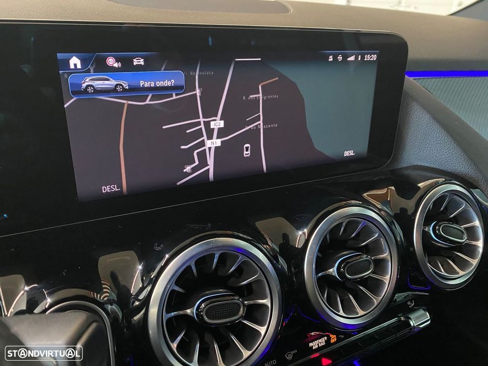 Mercedes-Benz GLA 180 d AMG Line - 16