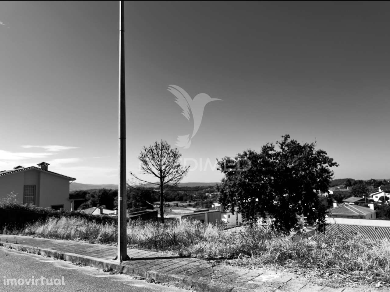 TERRENO P/ CONSTRUÇÃO - Grande imagem: 3/7