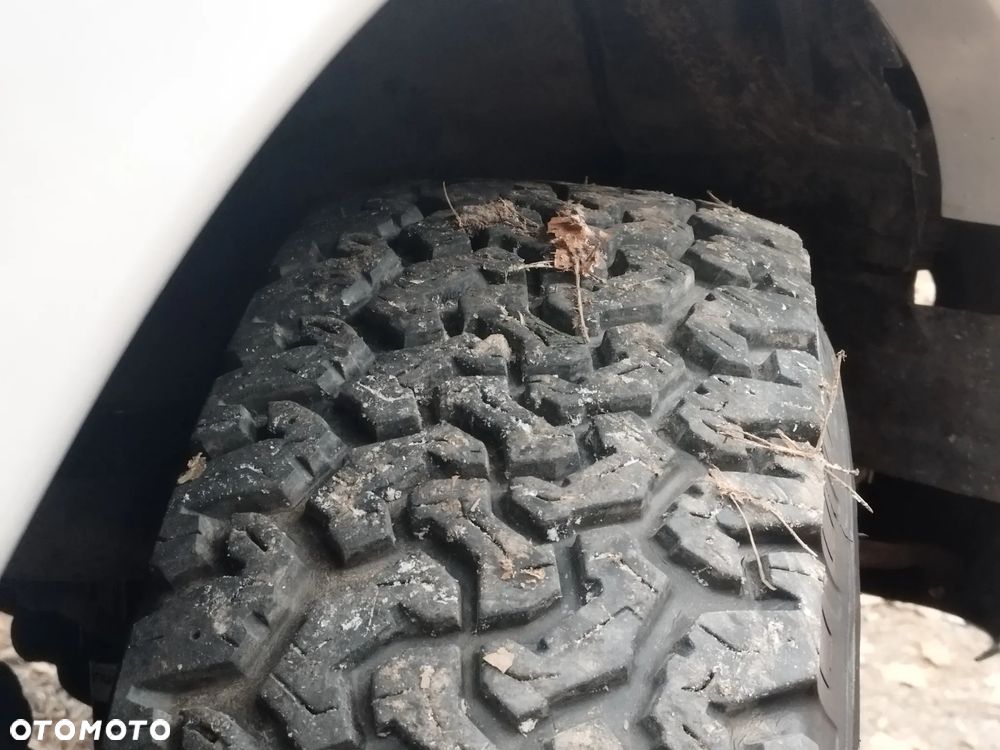 Hyundai Galloper - 12