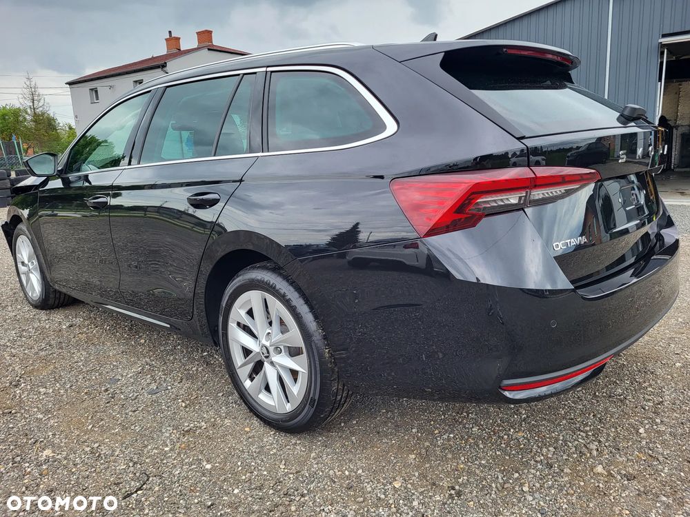 Skoda Octavia 1.5 TSI mHEV DSG Selection - 4