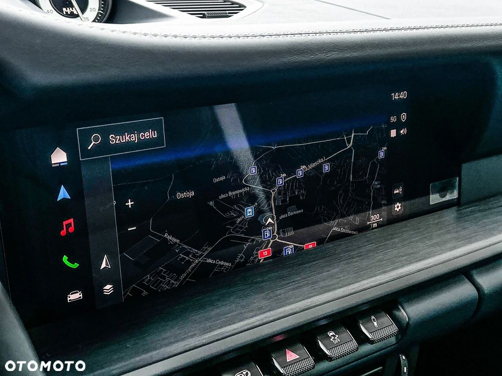 Porsche 911 Carrera T-Hybrid 4 GTS - 17