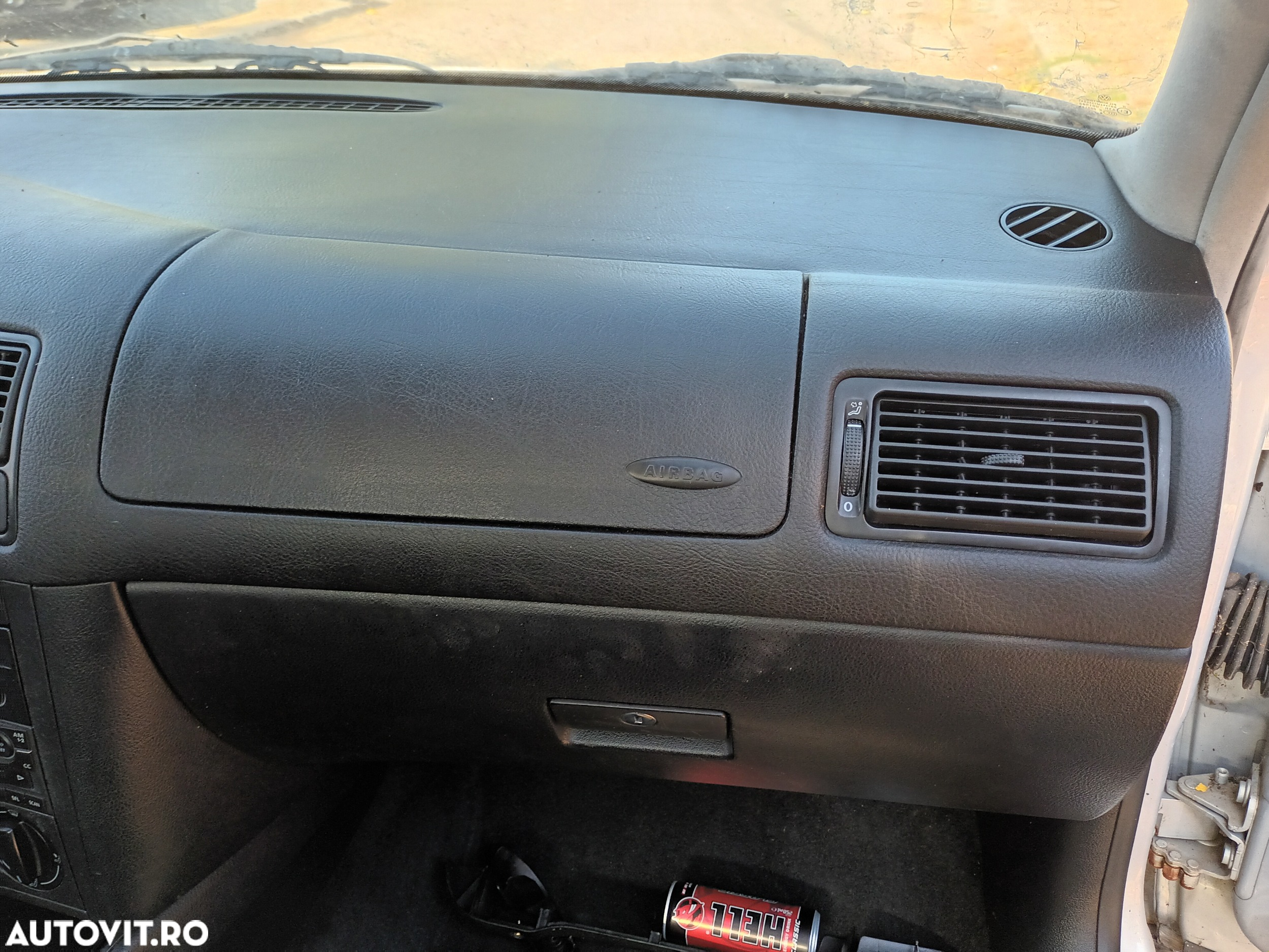 Dezmembrari  VW GOLF 4  1997  > 2006 1.6 16V Benzina - 9