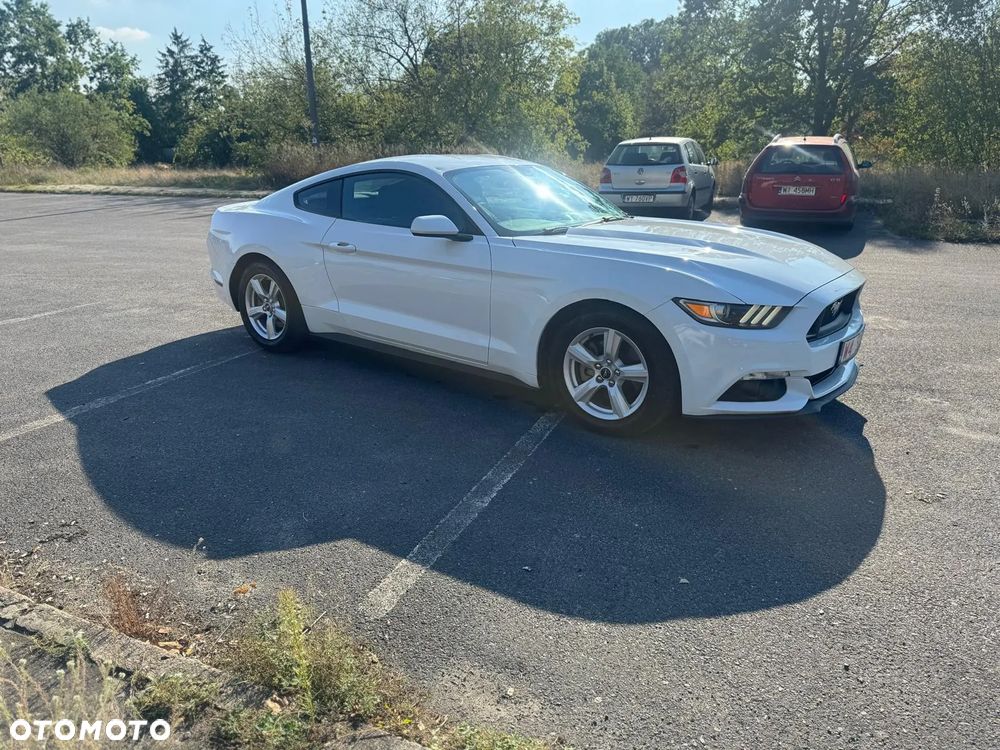 Ford Mustang - 23