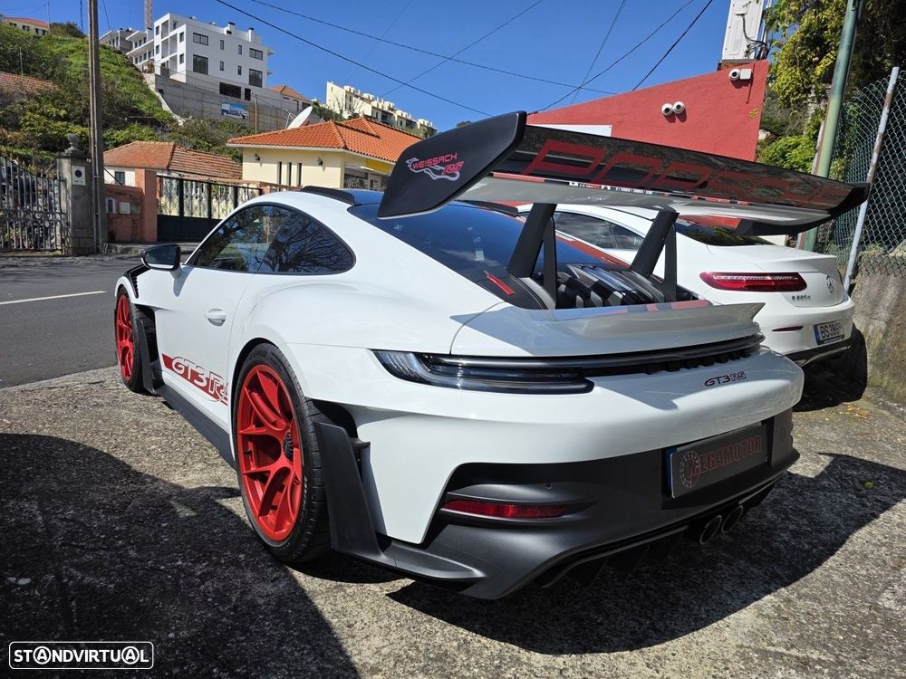 Porsche 911 (992) - 4