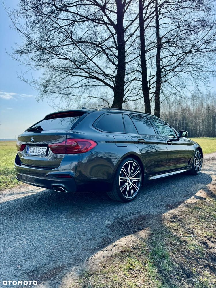 BMW Seria 5 520d M Sport - 6