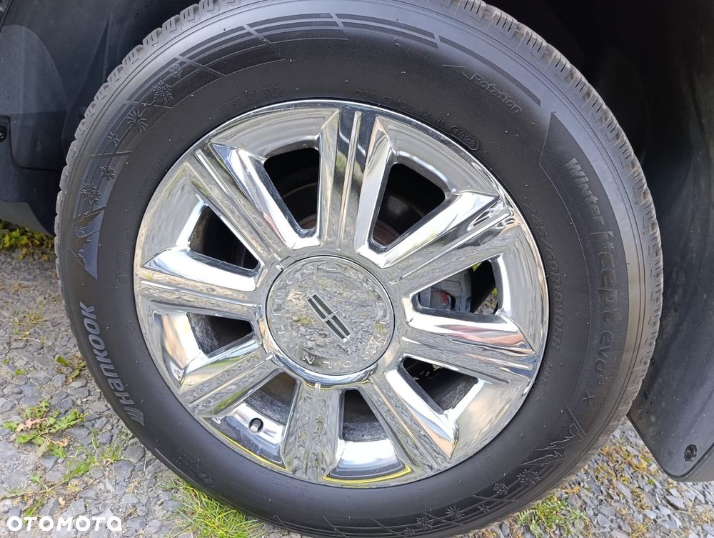 Lincoln MKX - 22
