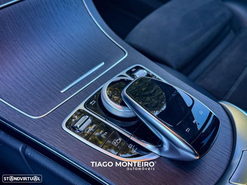 Mercedes-Benz C 300 - 50