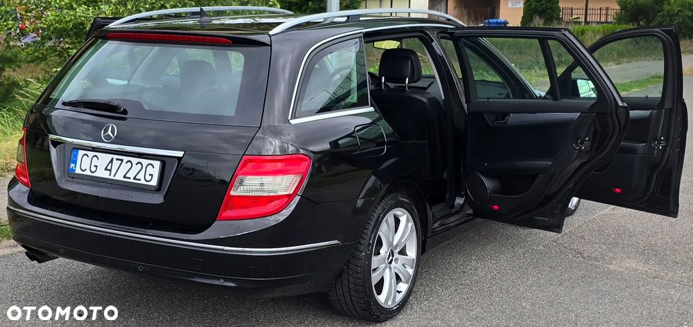 Mercedes-Benz Klasa C 180 CGI BlueEFFICIENCY Avantgarde - 19