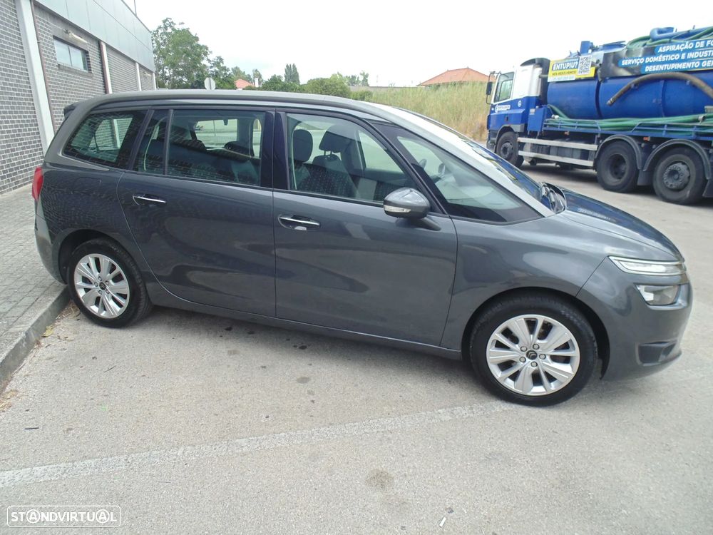 Citroën C4 Grand Picasso 1.6 e-HDi Intensive — fotografia 8