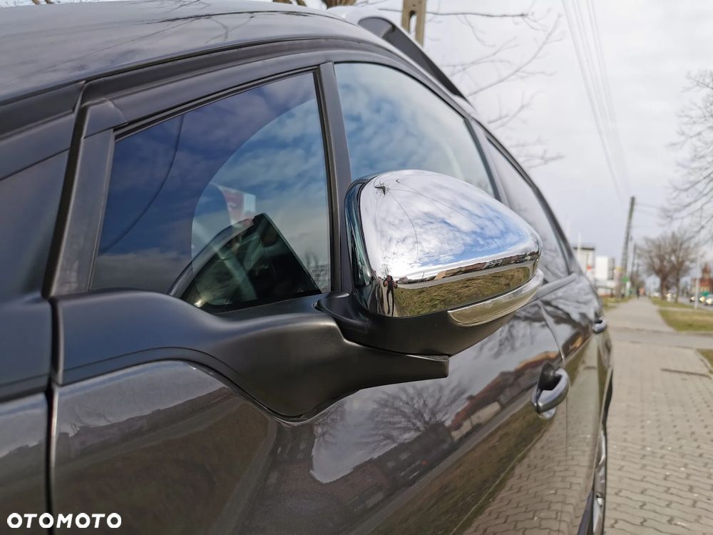 Peugeot 2008 1.2 Pure Tech Style EU6 - 16