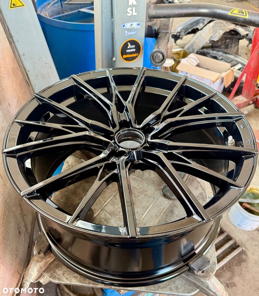 Jaguar XF 2.0 P250 R-Dynamic S - 23