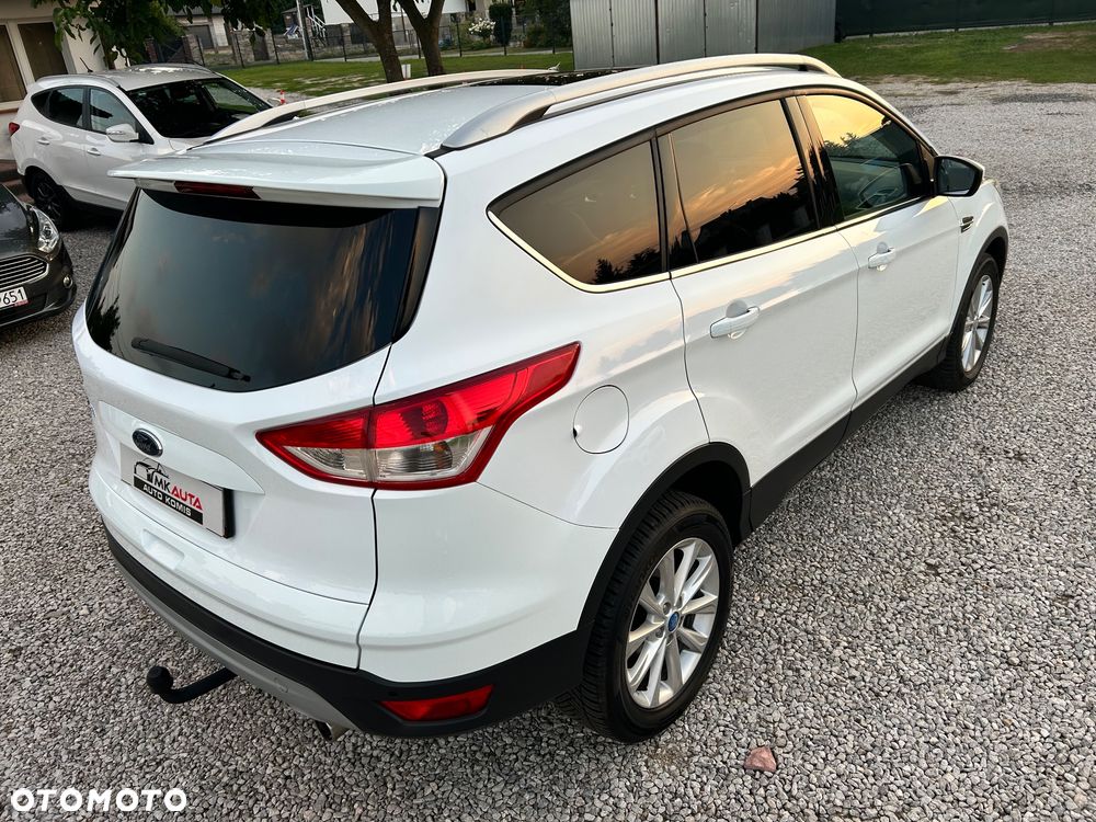 Ford Kuga 2.0 TDCi 2x4 Titanium - 22