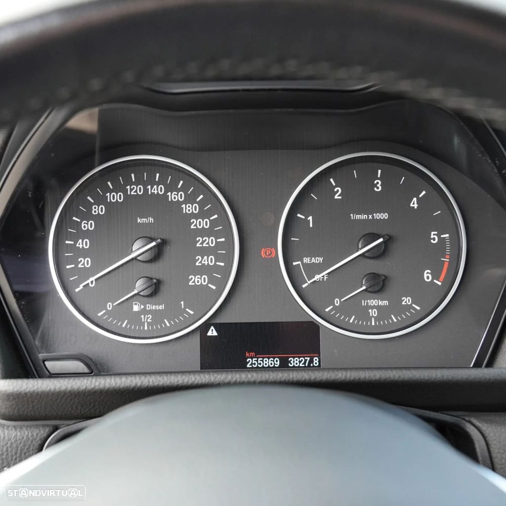 BMW 216 Active Tourer d - 23