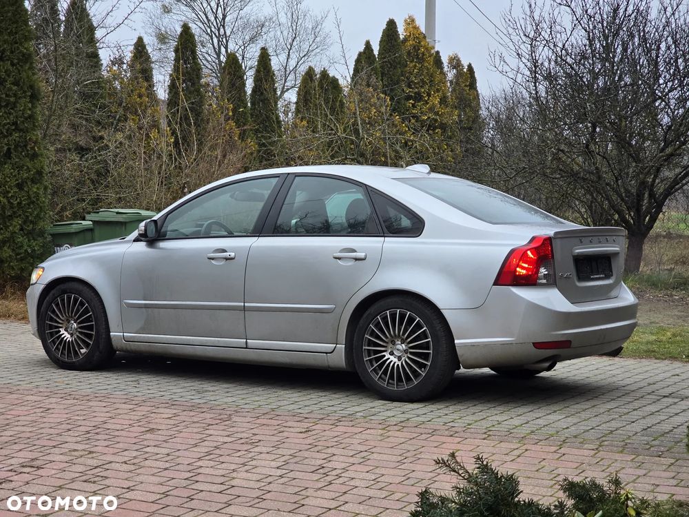 Volvo S40 T5 Summum - 1