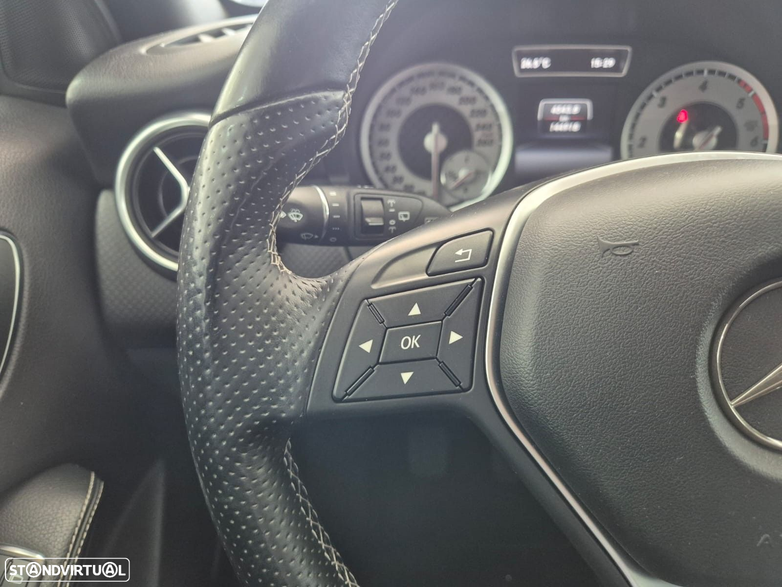 Mercedes-Benz A 180 d Urban - 11
