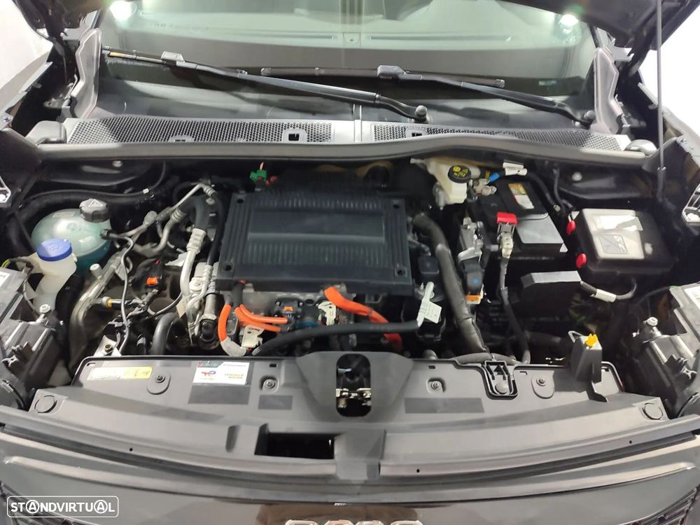 Peugeot e-2008 50 kWh Active Pack - 38