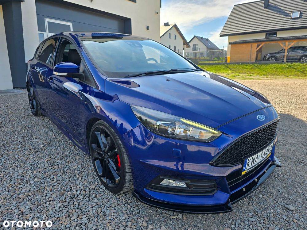 Ford Focus 2.0 EcoBoost ST mit Leder-Sport-Paket - 10