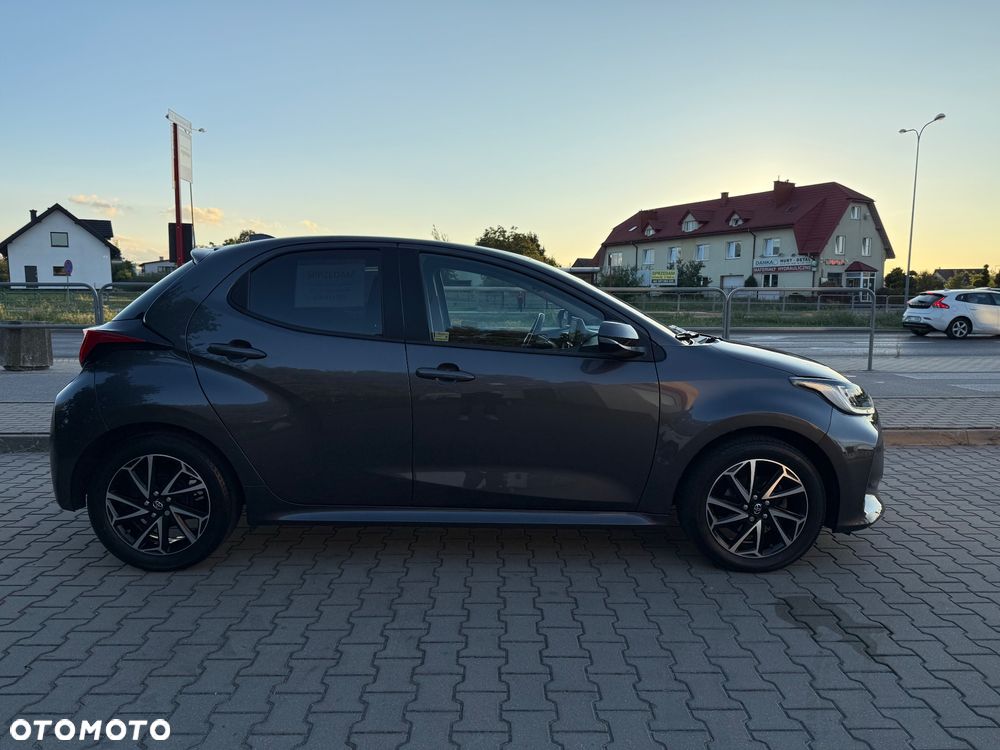 Toyota Yaris 1.5 Comfort - 10