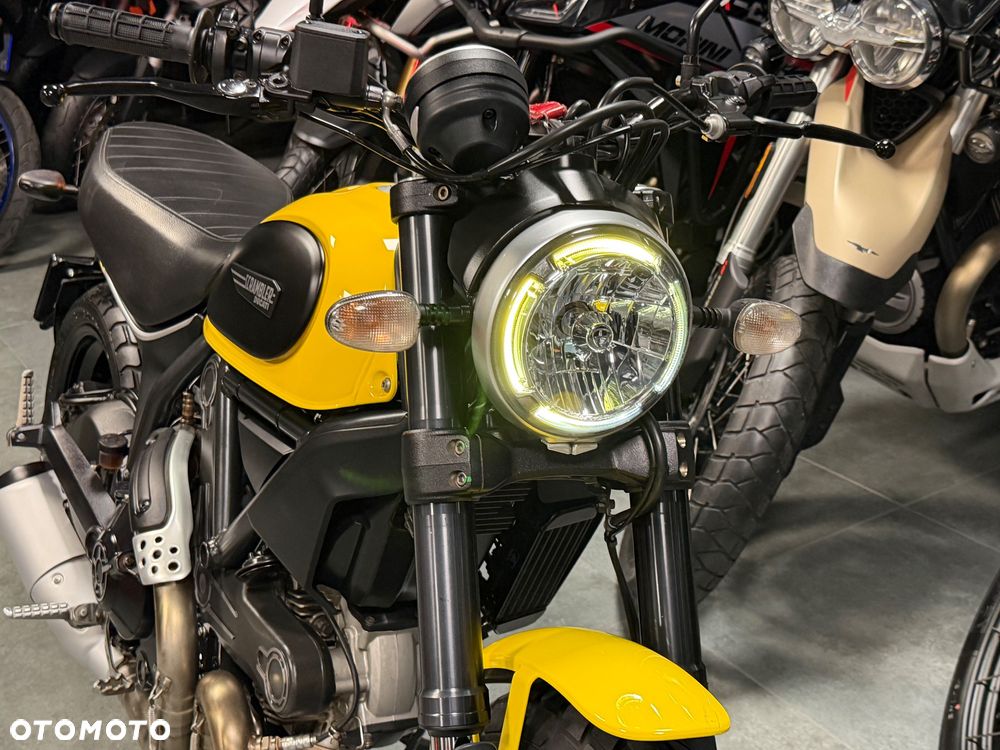 Ducati Scrambler - 25