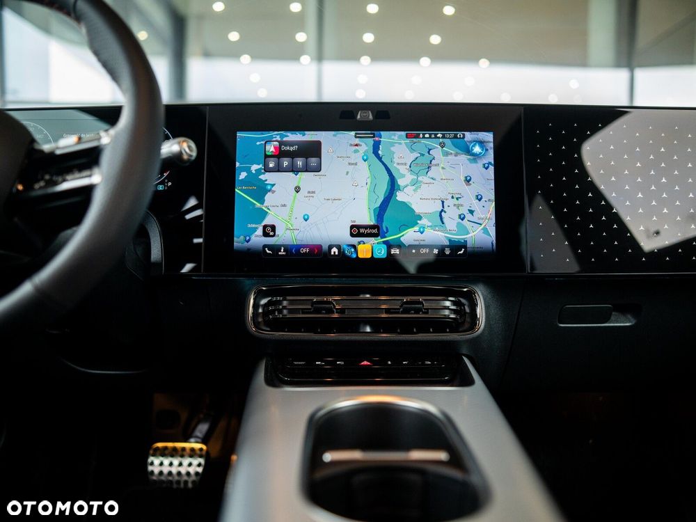 Mercedes-Benz CLA - 13