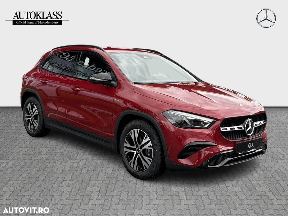 Mercedes-Benz GLA - 8