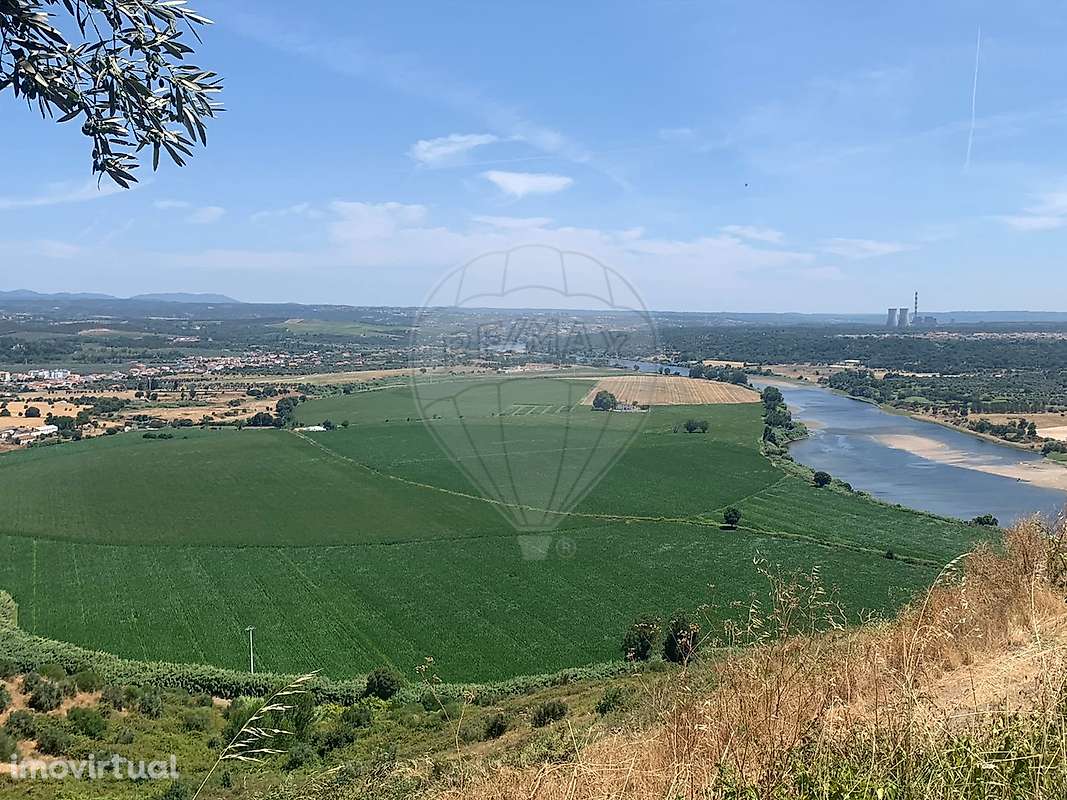 Terreno  para venda - Grande imagem: 2/5