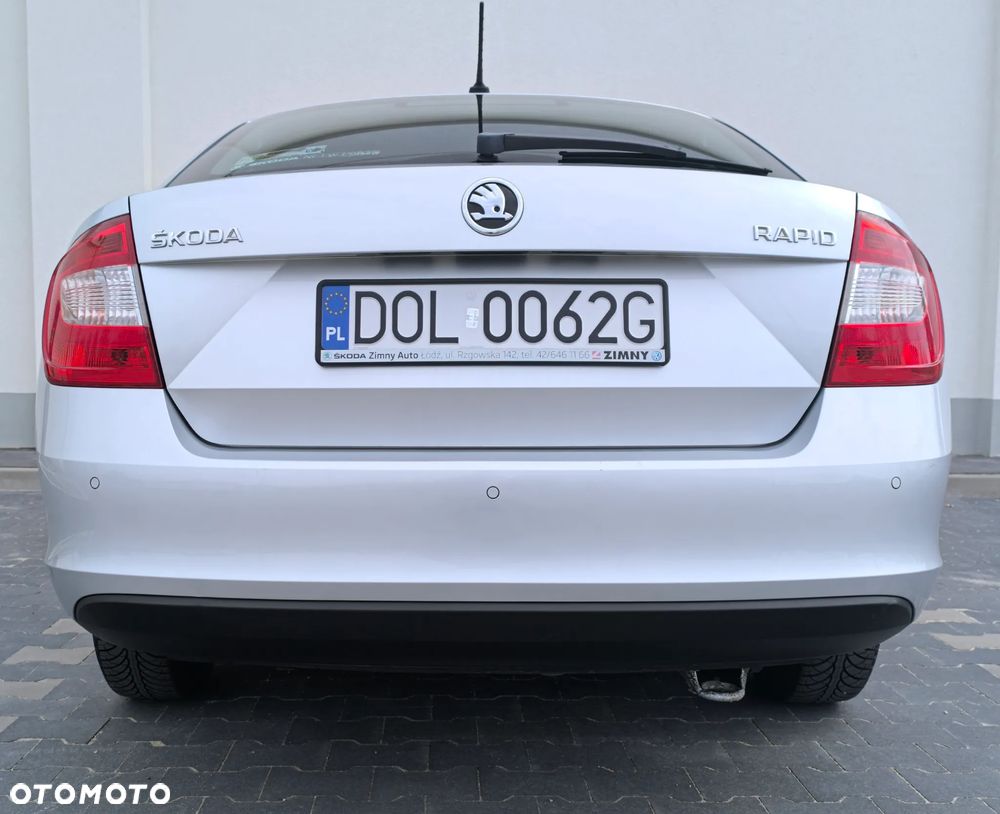 Skoda RAPID 1.2 TSI Ambition - 12