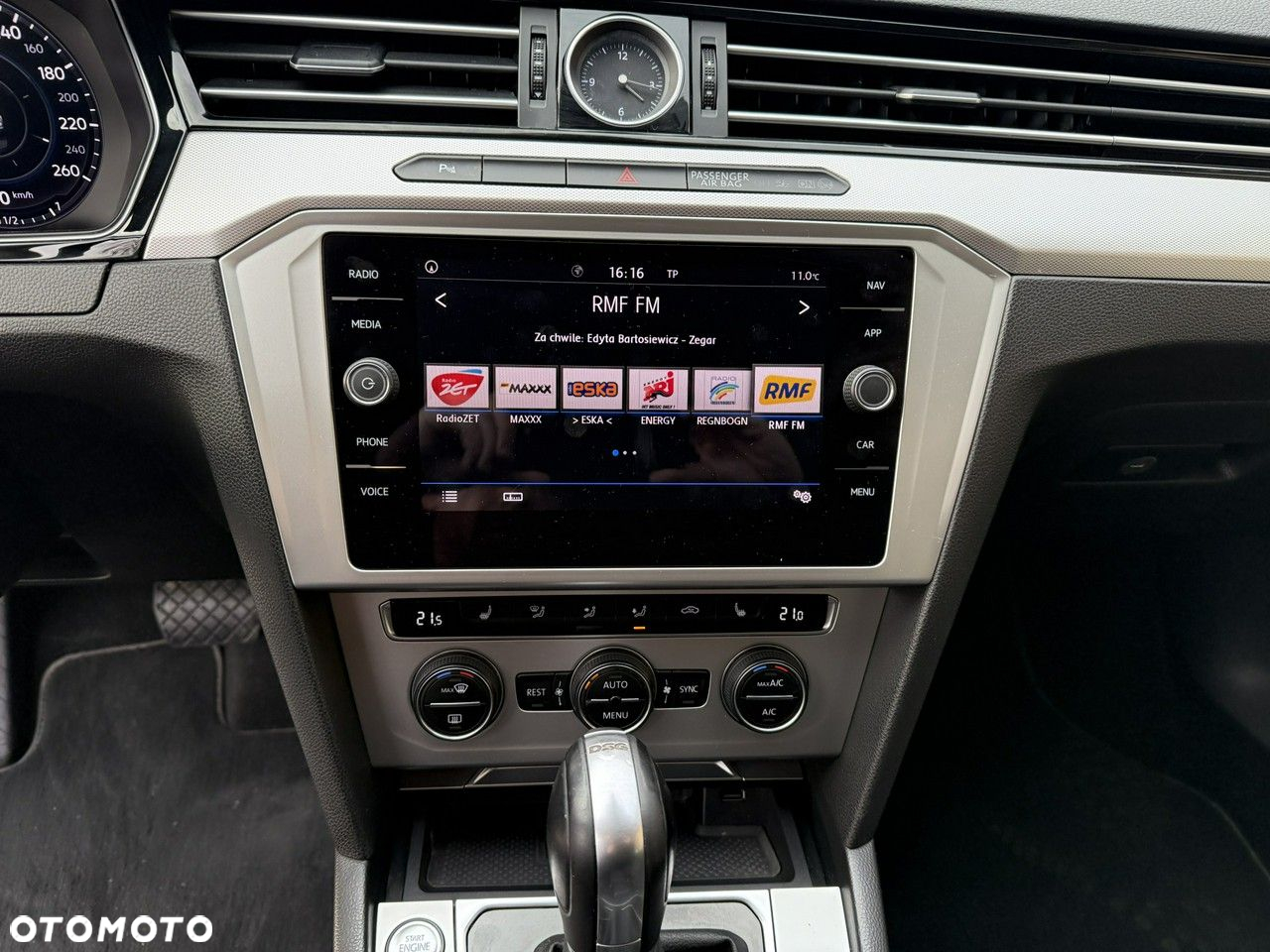 Volkswagen Passat Variant 1.6 TDI SCR DSG Comfortline - 18