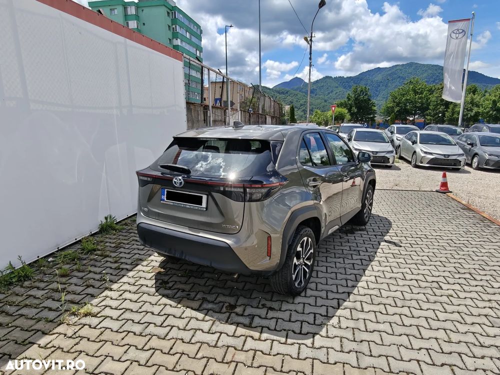 Toyota Yaris Cross - 3