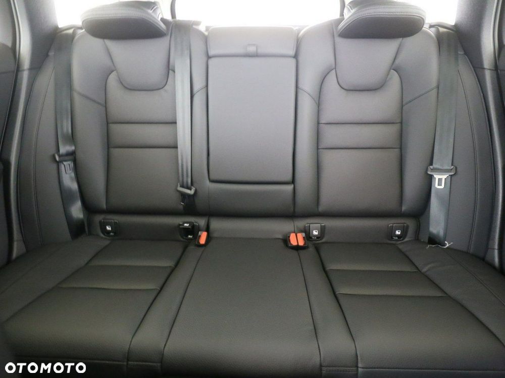 Volvo V60 - 11