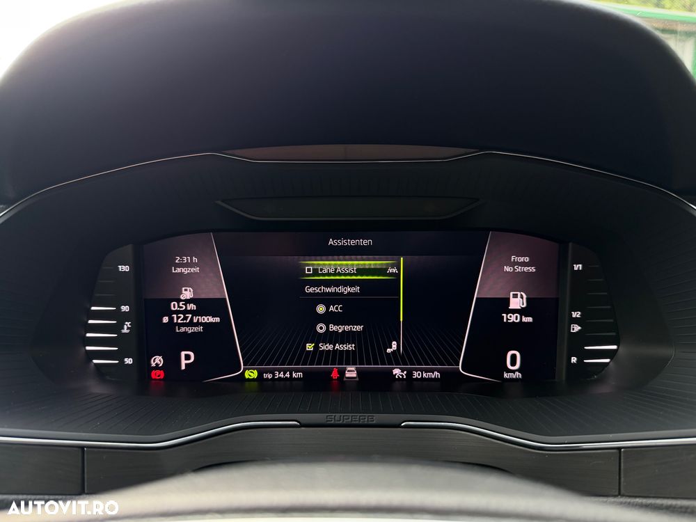 Skoda Superb 2.0 TDI DSG Premium Edition - 15