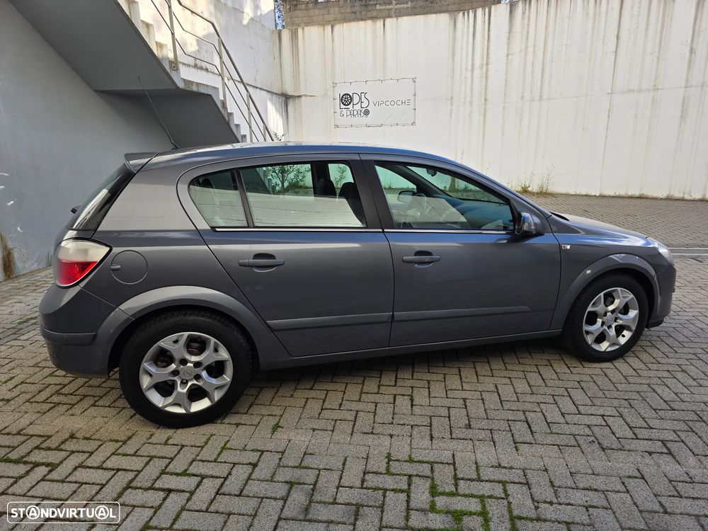 Opel Astra 1.3 CDTI Cosmo - 8