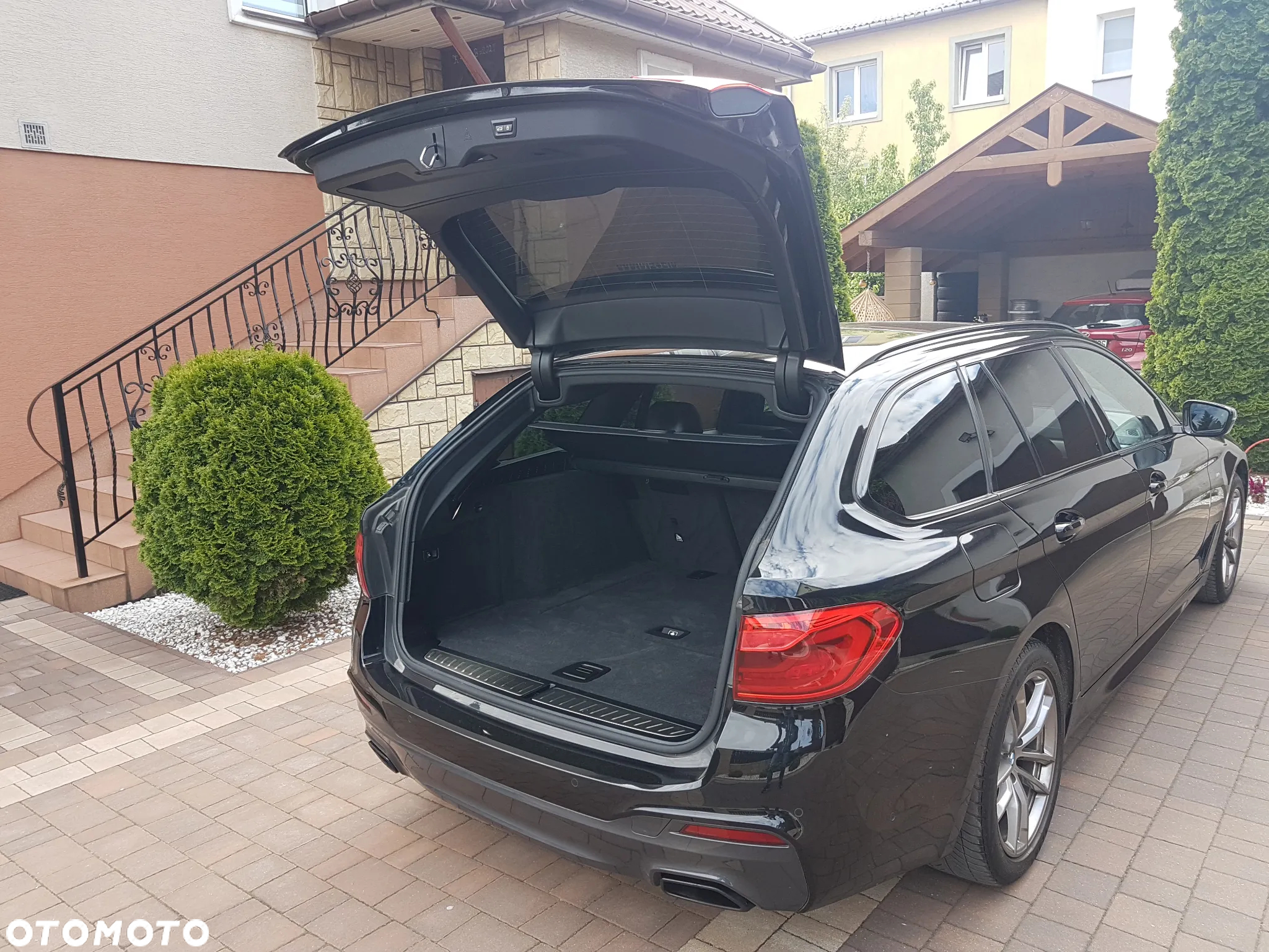 BMW Seria 5 520d M Sport - 17