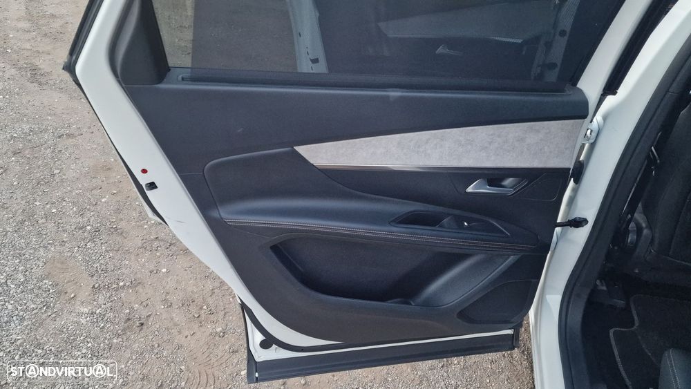 Peugeot 5008 1.5 BlueHDi GT - 34