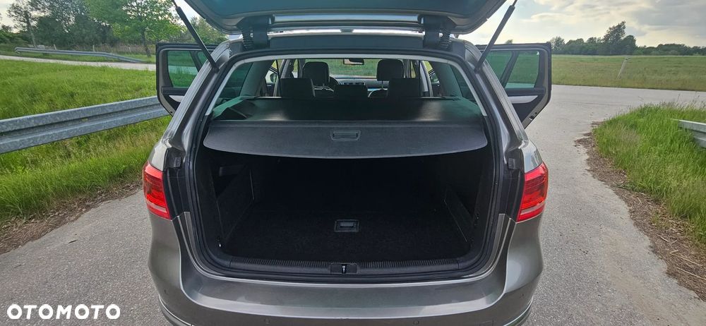 Volkswagen Passat 2.0 TDI 4Mot Highline DSG - 20