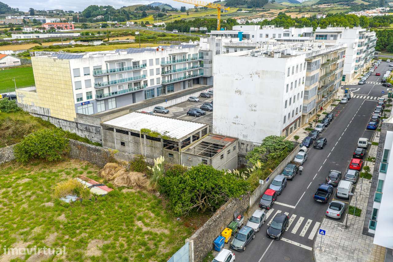 Terreno urbano para construção em Ponta Delgada - Grande imagem: 5/8