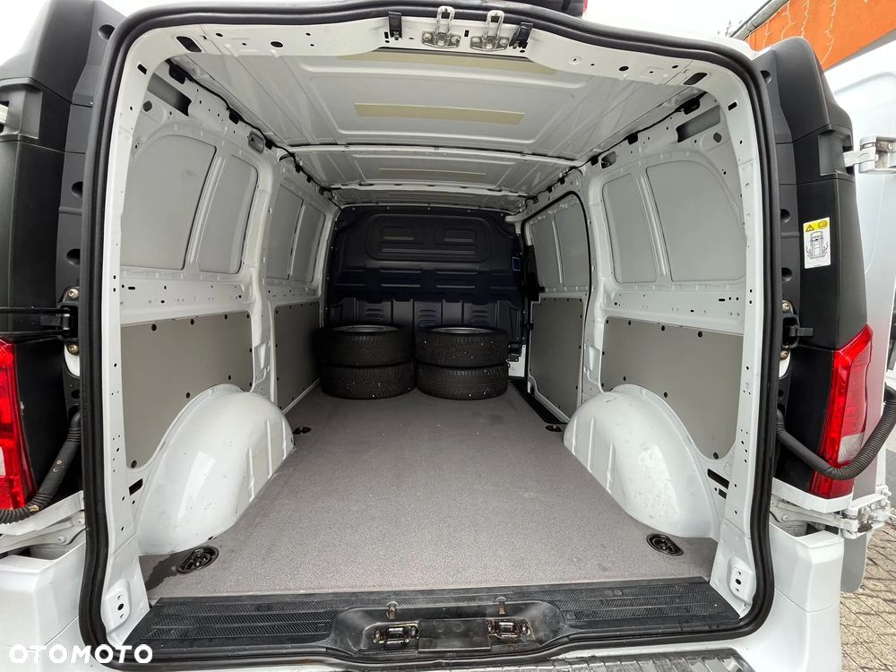 Mercedes-Benz Vito 119 - 6
