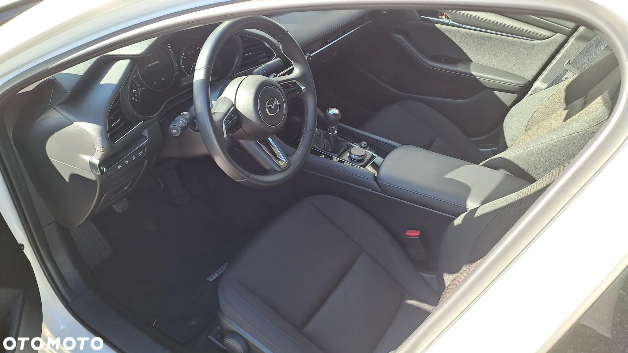 Mazda 3 - 12