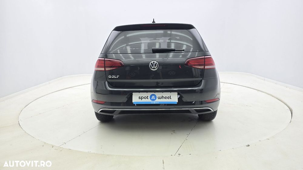 Volkswagen Golf 1.6 TDI Comfortline - 8