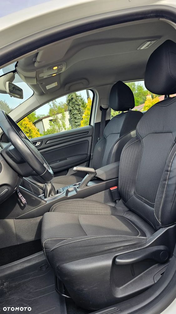 Renault Megane 1.2 Energy TCe Intens - 23