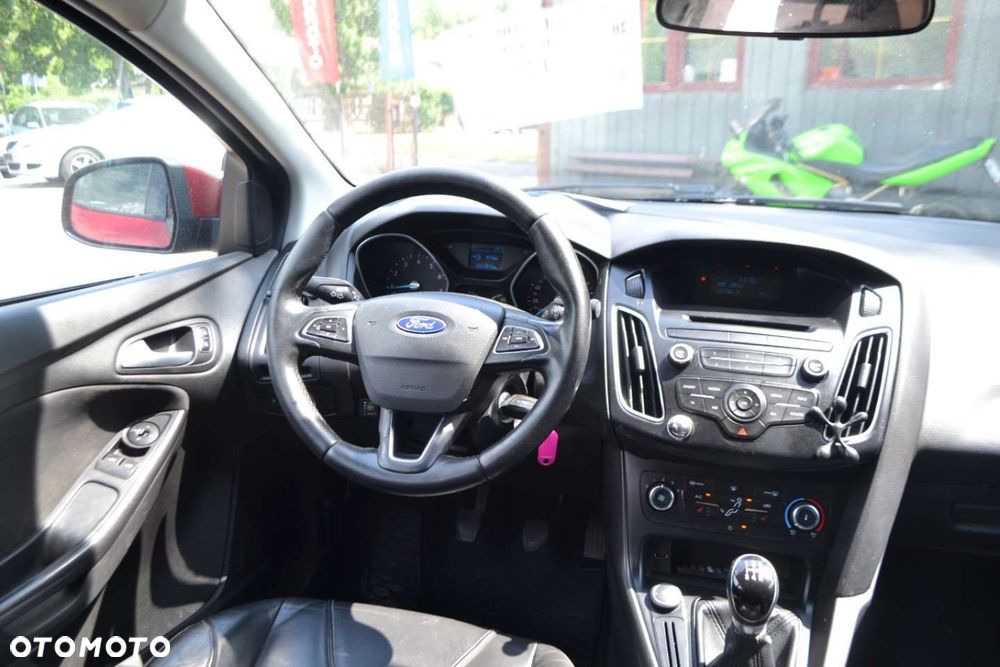 Ford Focus - 9