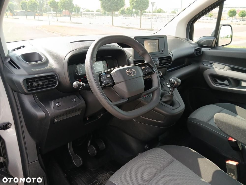 Toyota Proace City Verso 1.5 D-4D Business - 21