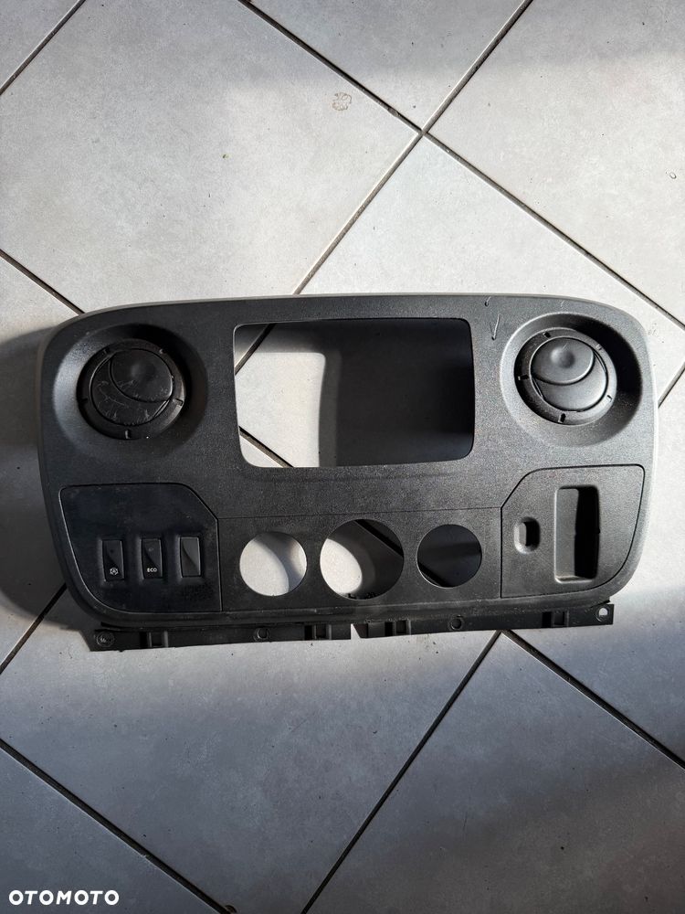 Radio nawigacja+ramka komplet Renault Master III 281157477R 682607530R - 7