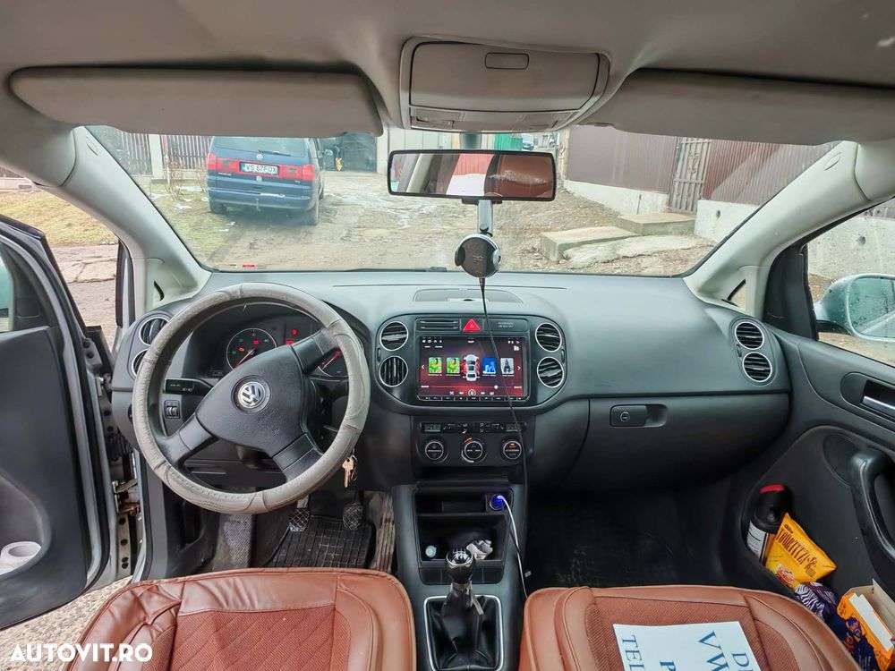 Volkswagen Golf Plus 2.0 TDI Comfortline - 6