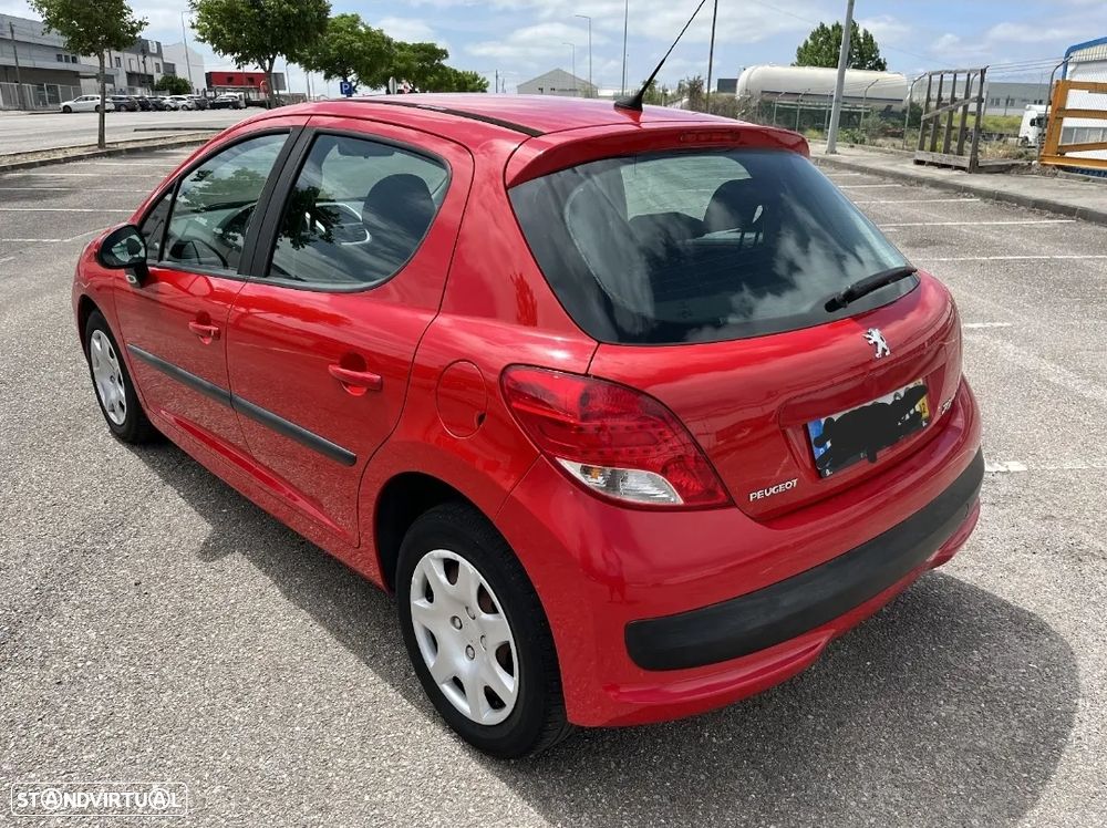 Peugeot 207 1.4 16V Open - 1
