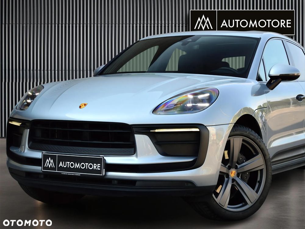 Porsche Macan Standard - 2