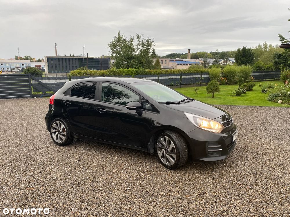 Kia Rio - 8