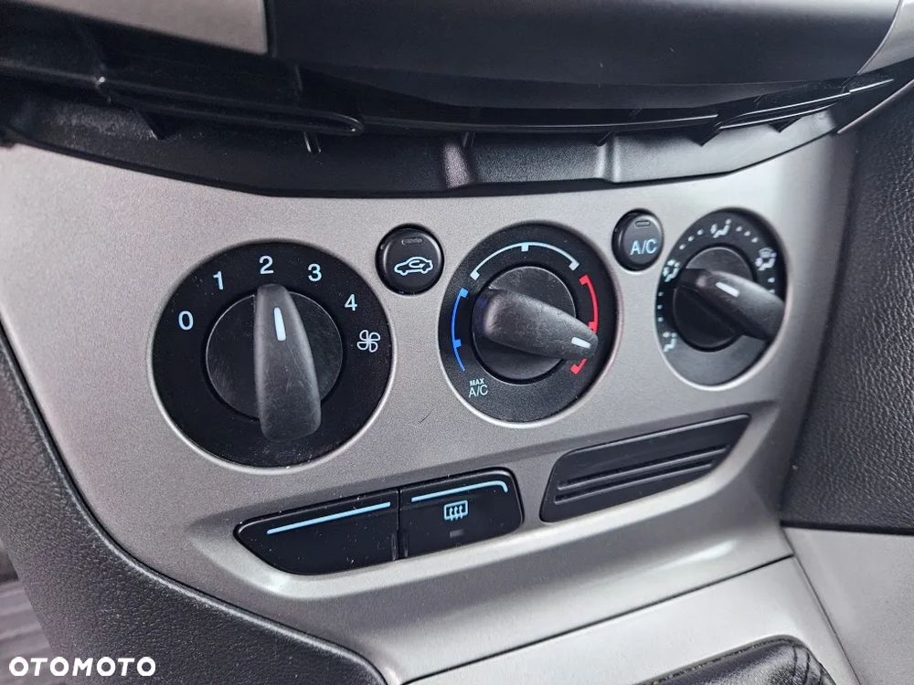 Ford Focus 1.6 TDCi Trend - 13