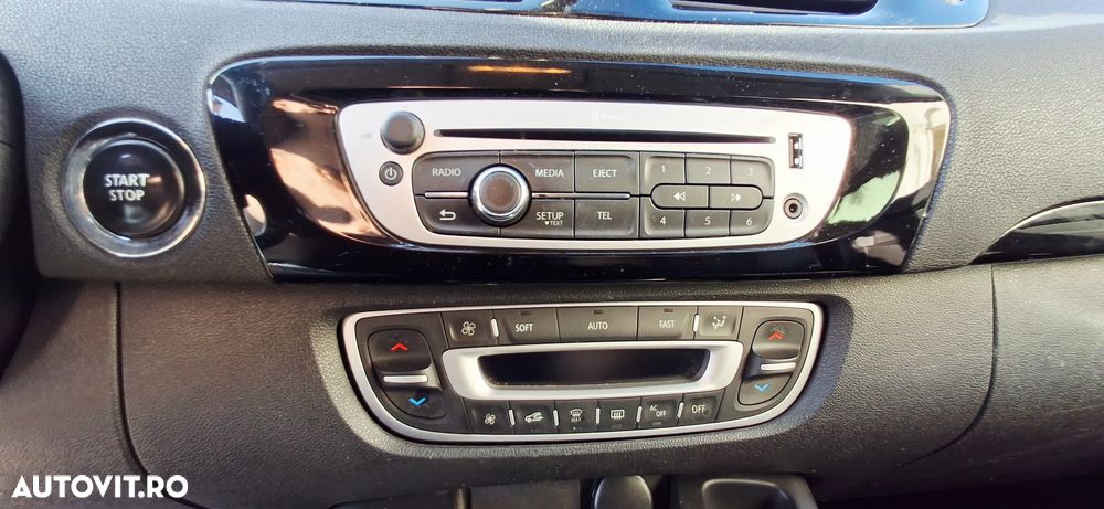 Renault Grand Scenic Energy dCi 130 Start & Stop Bose Edition - 19
